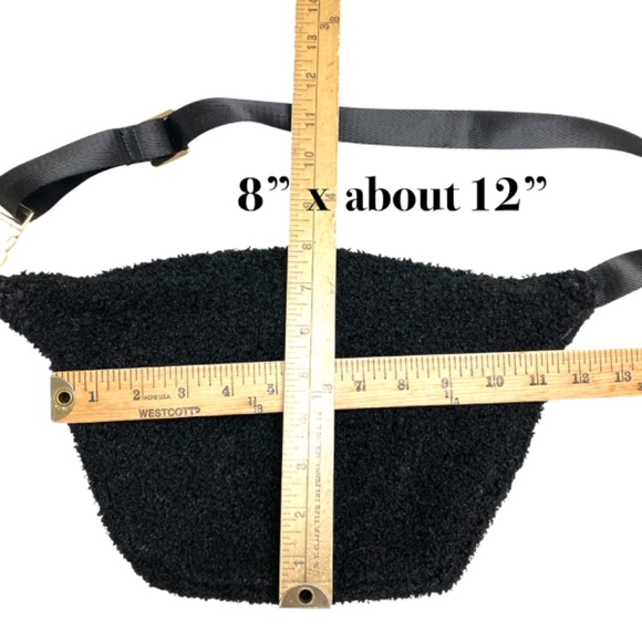 bag black waist crossbody vegan sherpa wool BLUE WATERS gold tone hardware NWT - Picture 7 of 16